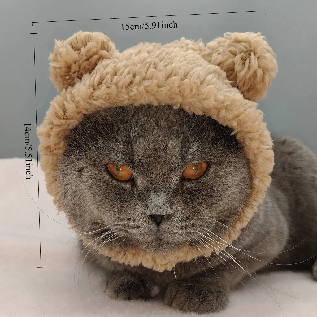 Soft bear-shaped pet head cover fits small pets like cats, Teddy and Bichon. Perfect for pet photos, lovely and versatile, great for personal use or gifting